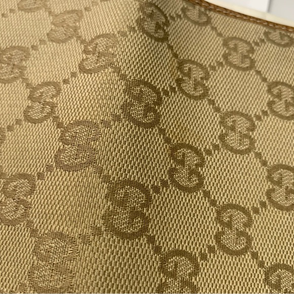 Gucci Tan and Brown Wallets with Iconic Monogram - Picture 8 of 12